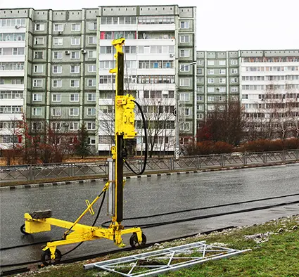 Сваебойная установка ППМ 4-150 для дорожного ограждения